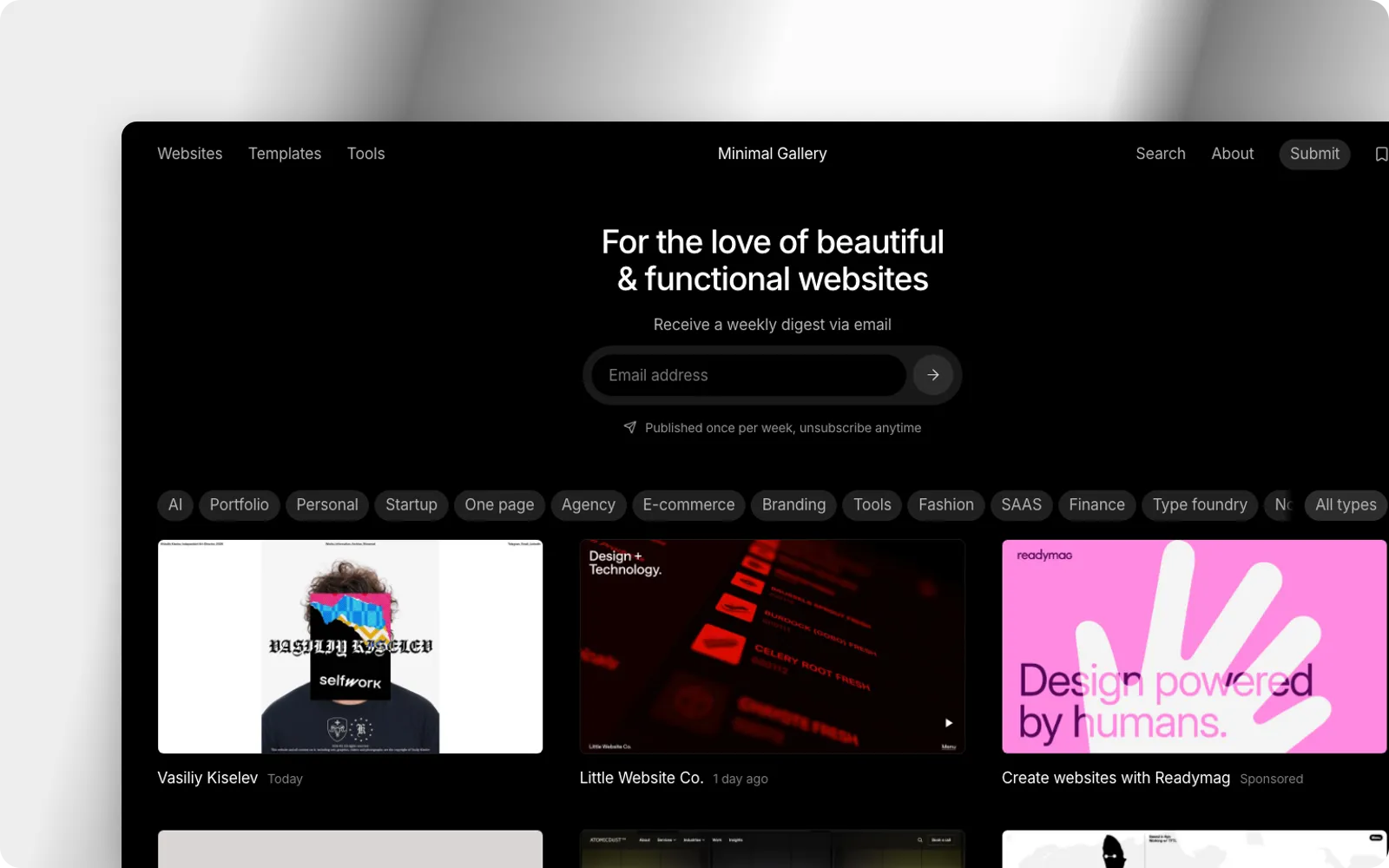The Minimal Gallery homepage, with type filters and a grid of minimal websites